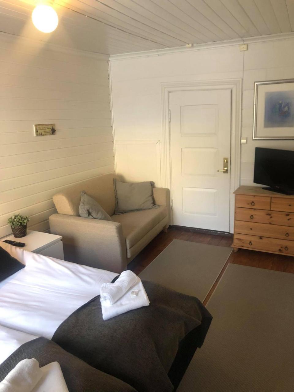 Stryn Kaffebar & Vertshus Zewnętrze zdjęcie