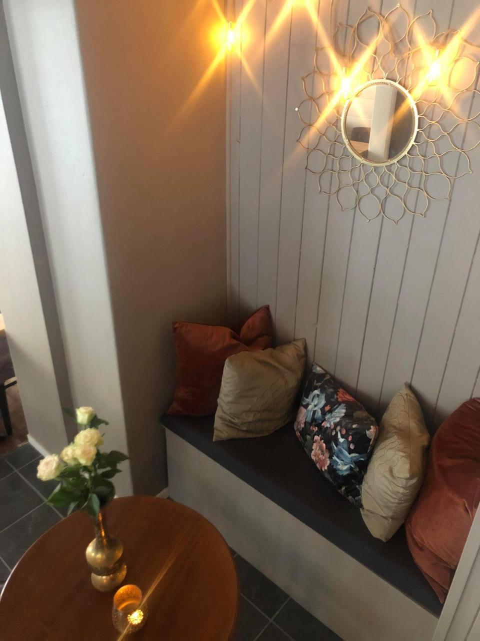 Stryn Kaffebar & Vertshus Zewnętrze zdjęcie